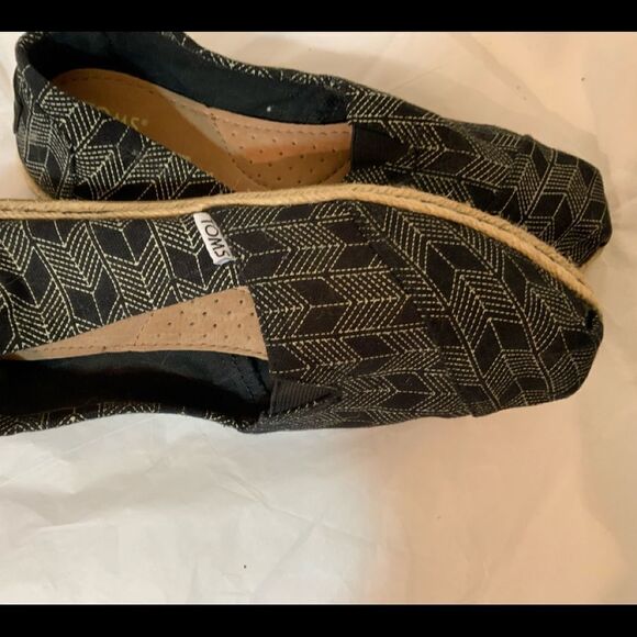 TOMS Women’s Deconstructed Alpargata Black & Tan Chevron Espadrilles Size 7 - Picture 3 of 13